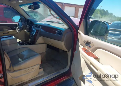 2009 Chevrolet Tahoe Ltz from USA, damaged, VIN 1GNFC33J39R205643